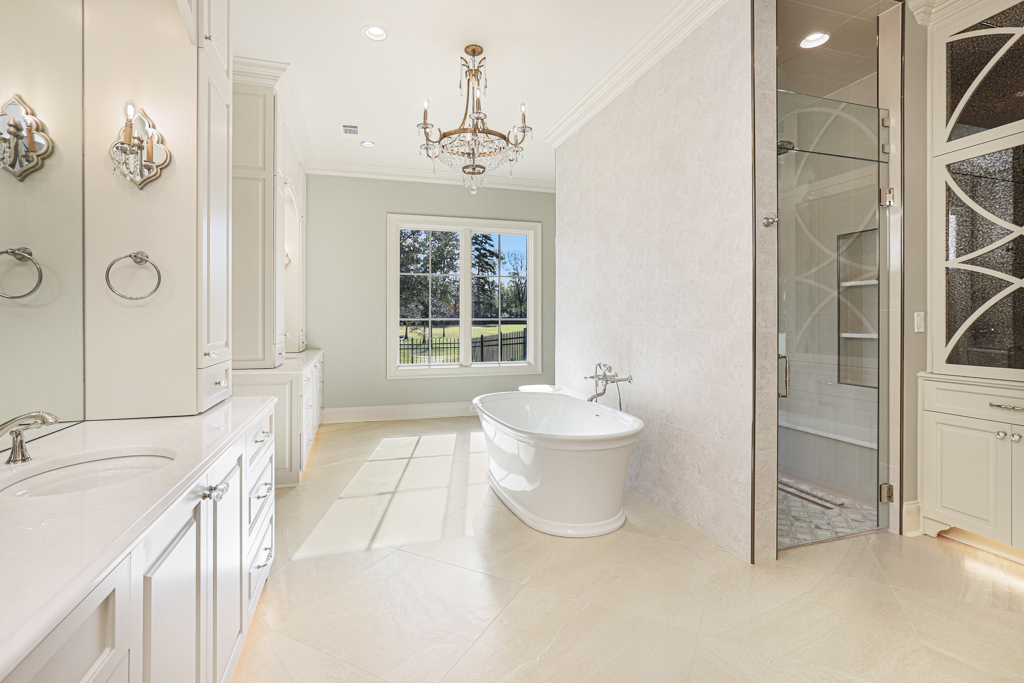 Missy Court - Image 26